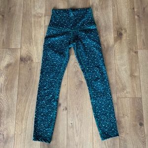 Lululemon wunder under size 2